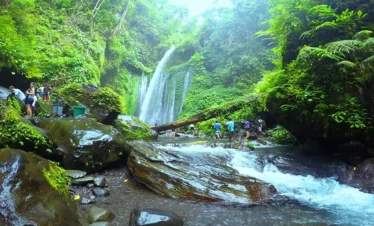air terjun tiu kelep